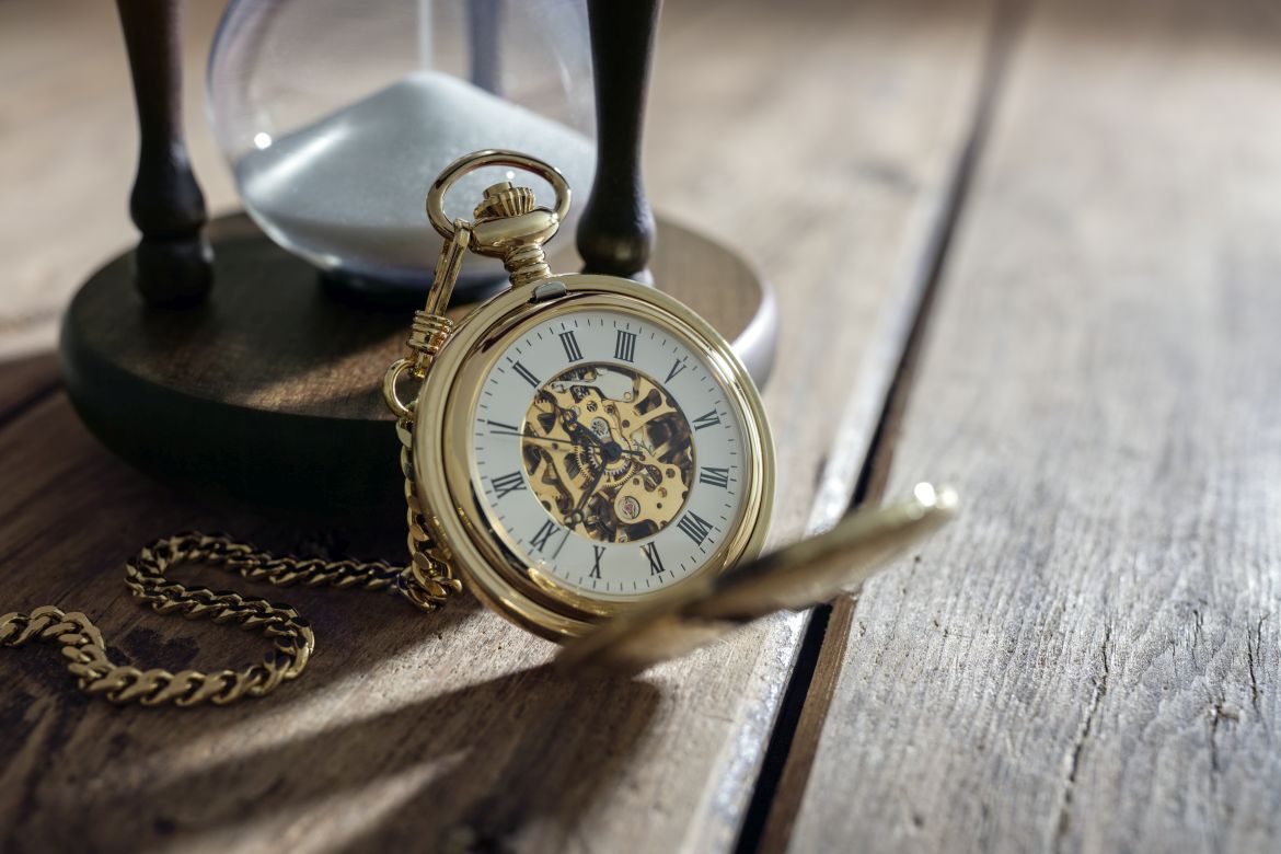 Od kieszonkowych do naręcznych: poznaj historię zegarków